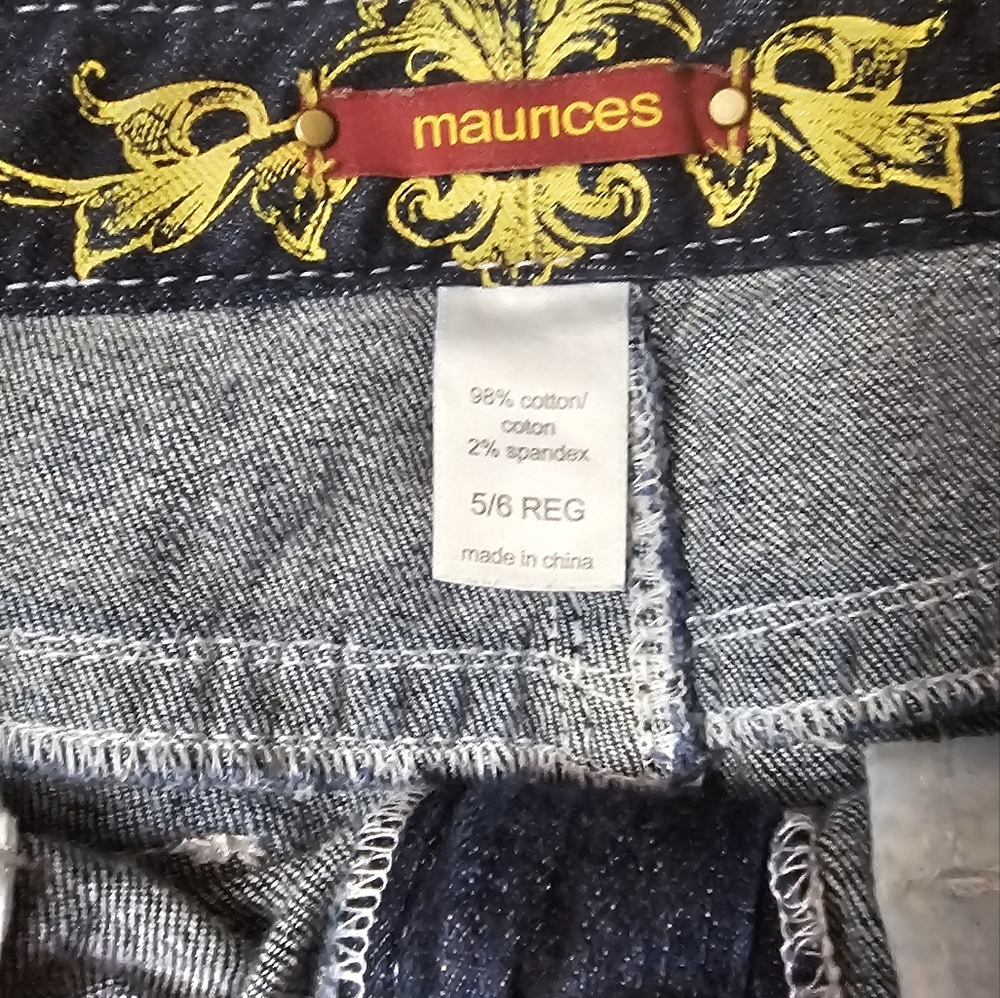 Maurices NWOT Denim Bermuda Shorts Denim Jeans Pants 5/6 Reg - Picture 4 of 6